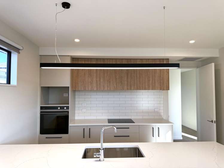 45 Ashurst Crescent_1
