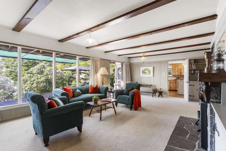 16 Tui Vale Road Cockle Bay_7