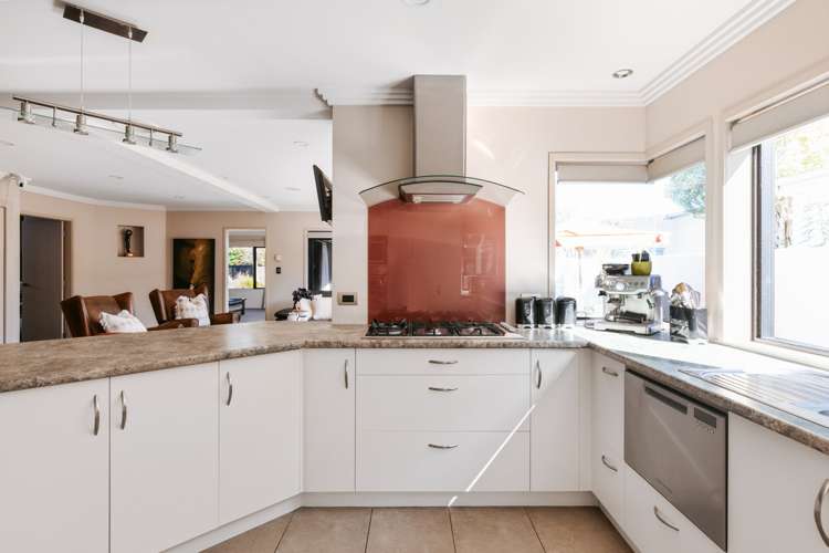 8 Contour Avenue Pyes Pa_5