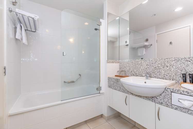 10m/100 Greys Avenue Auckland Central_15