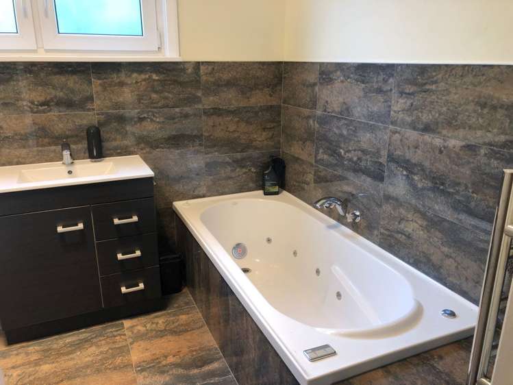 19 Aynsley Terrace Hillsborough_19