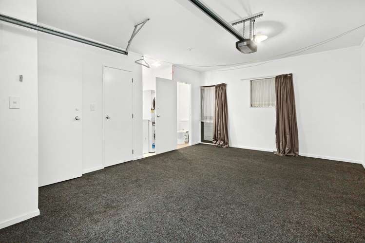 4/7 Raroa Road Lower Hutt_11