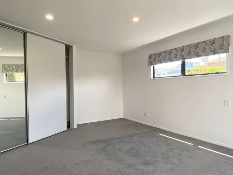 64 Lyons Avenue Murrays Bay_14