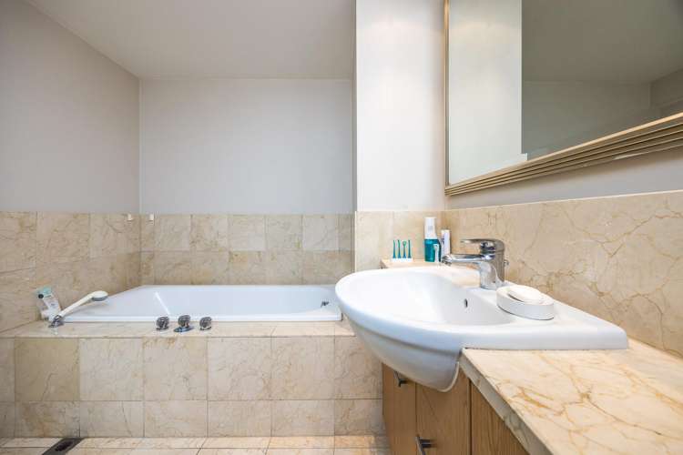 1307/1 Courthouse Lane Auckland Central_13