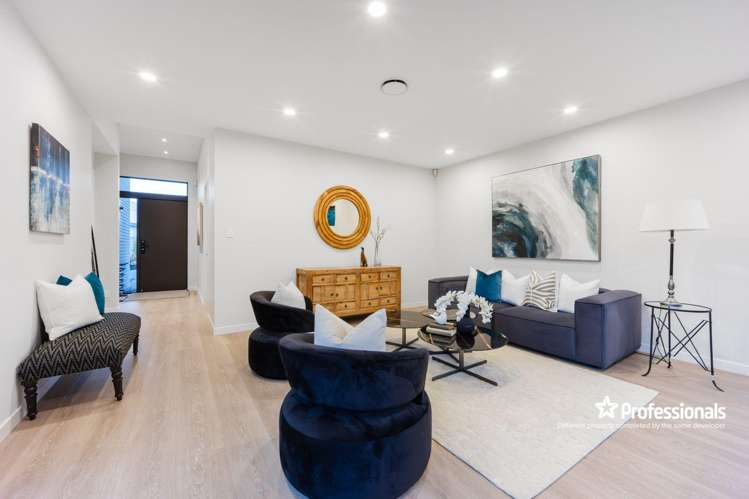 8 Hayley Court Wainui_1