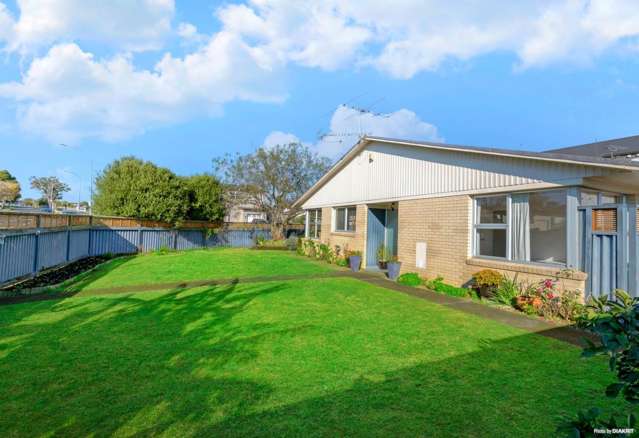 12 Stanniland Street Sunnyhills_1