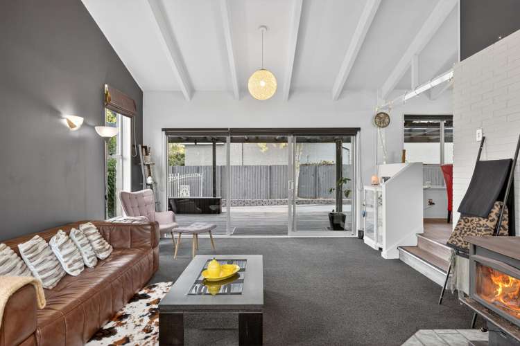 26 Yellowstone Crescent Burwood_8