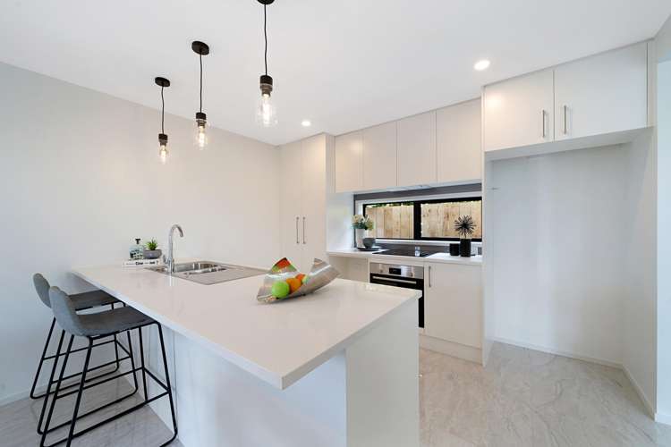 8a Strid Road Te Atatu South_7