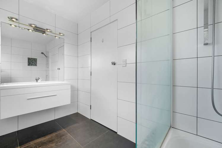 144 Beach Road Campbells Bay_24