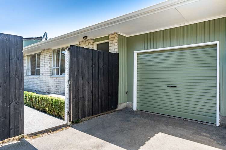 2/12 Mortlake Street Islington_10