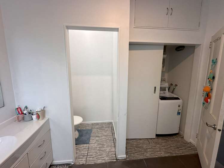 61 Blake Street Waitara_17