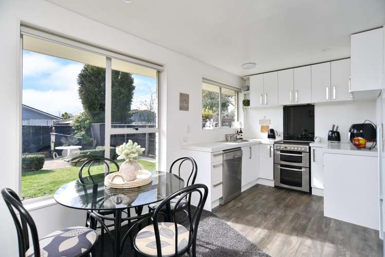 24a Greenock Street Redwood_6