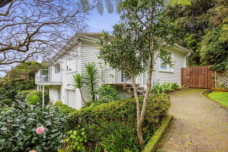 15 Ngatitoa Street Tawa_14