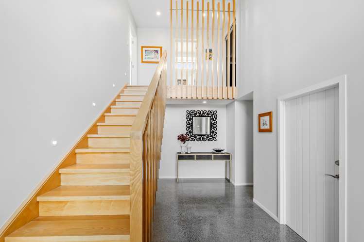 221 Omaha Drive Omaha_15