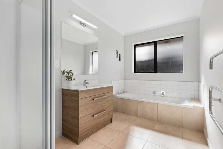 8 Turnbridge Street Pyes Pa_22