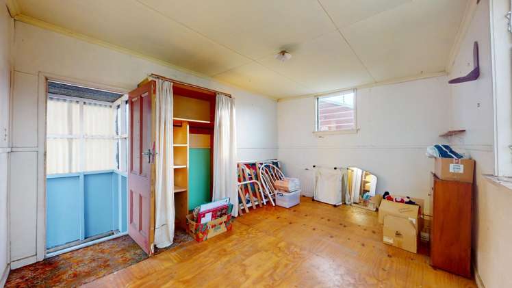 11 Reddecliffe Crescent Hampstead_17