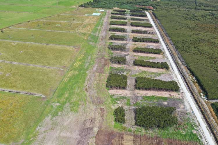 358 Holz Road Wyndham Surrounds_12