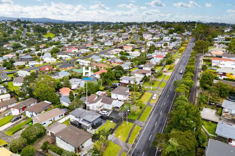 55 Triangle Road Massey_26