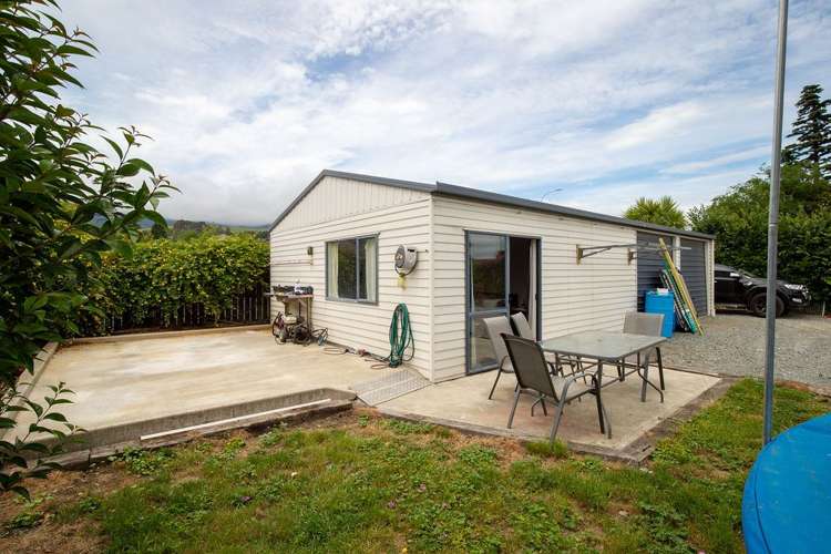 11 Standish Place Stoke_13