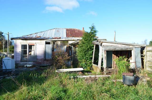 30 High Street Eketahuna_4