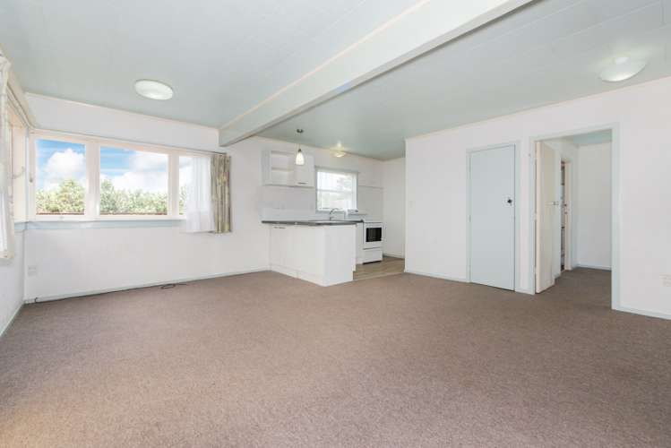 1/107 Waimumu Road Massey_9