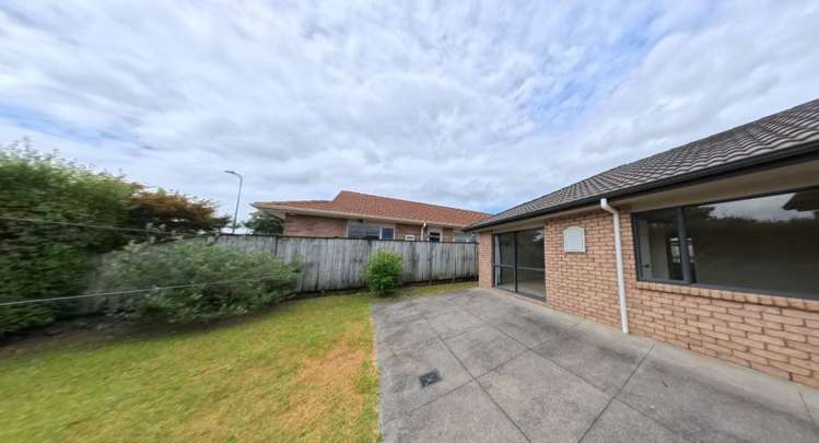 2 Alvre Place Flat Bush_8