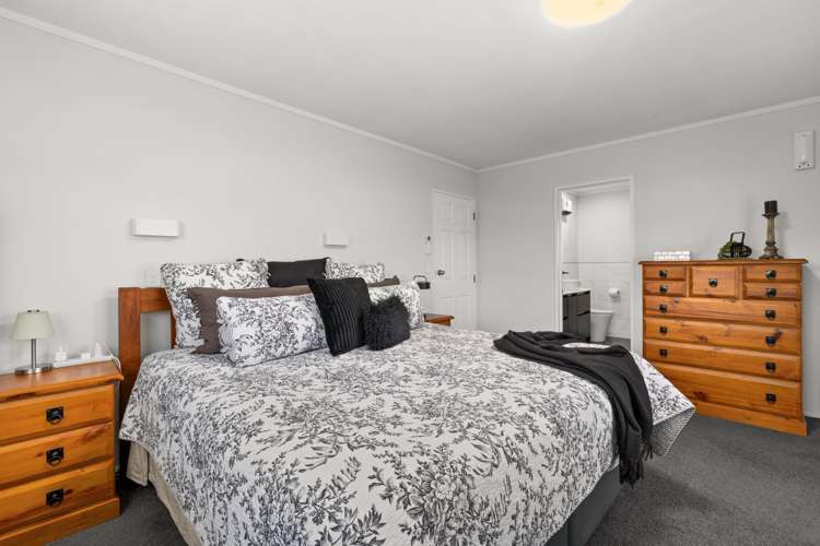 18 Birdwood Street Taradale_24