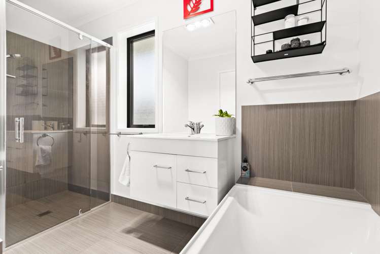 36 Hikawera Drive Frimley_10