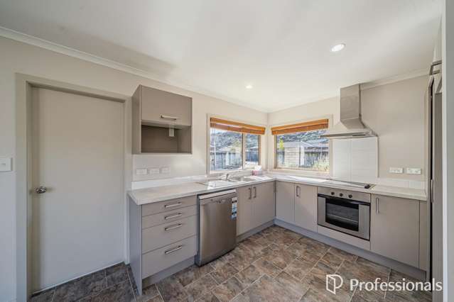 21 Sun Valley Grove Wainuiomata_2