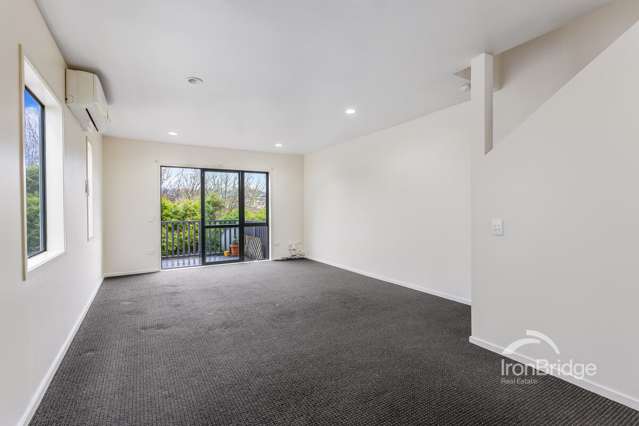 3/10 John Jennings Drive Oteha_3