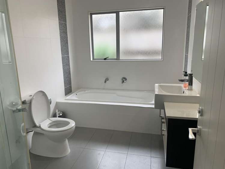 69 Killybegs Drive Pinehill_18