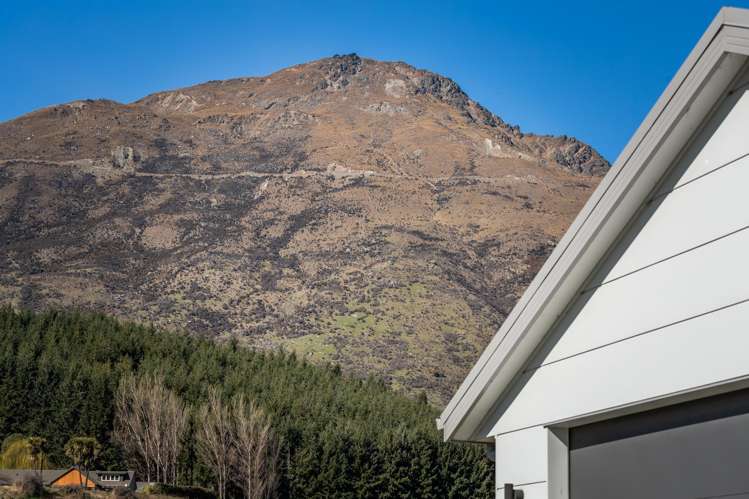 8 Springfield Road Lower Shotover_22