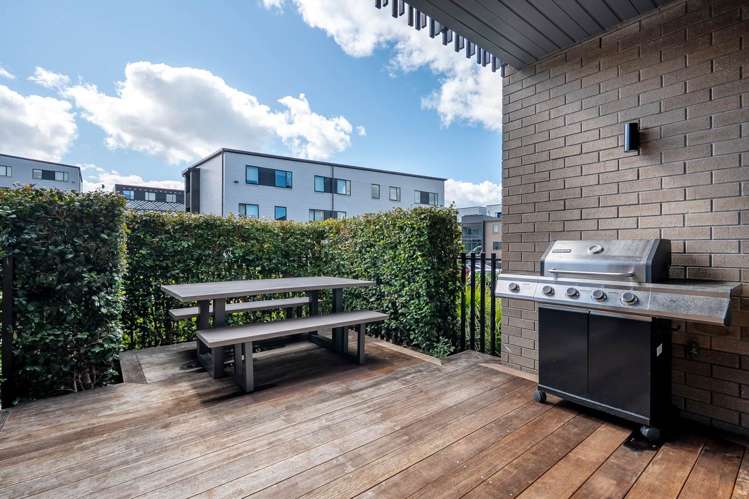 G01/2b Matatiki Street Northcote_4