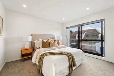 102C Celtic Crescent_2