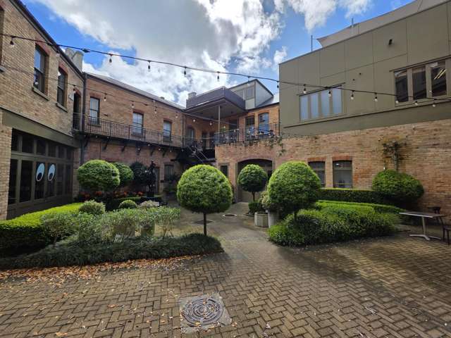 1 Beresford Square Auckland Central_1