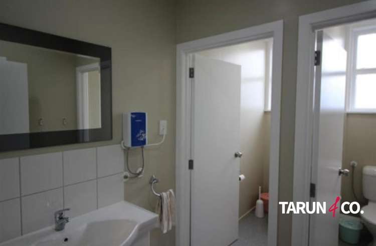 A/15 Totara Avenue New Lynn_1