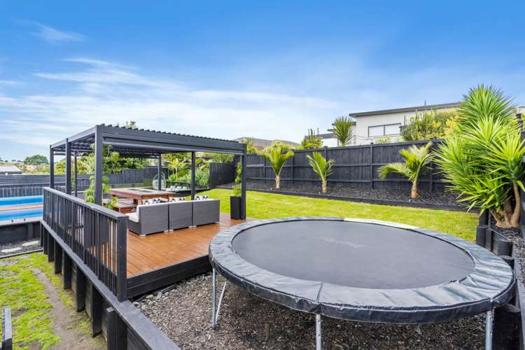 16 Lydiard Place Beachlands_27