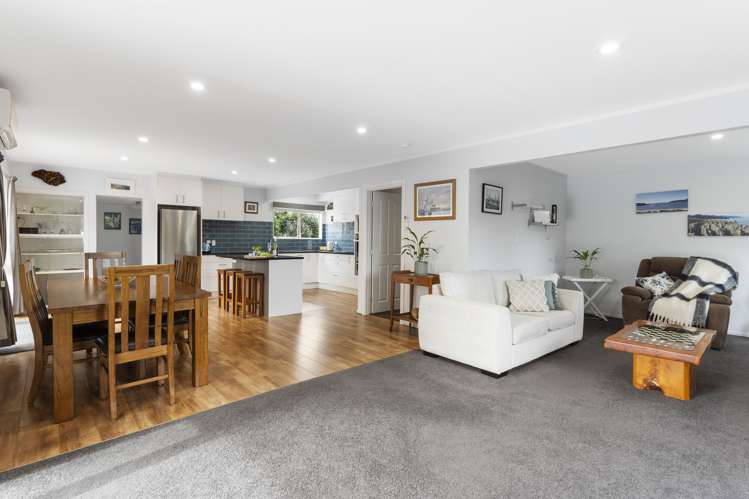 28 Third View Avenue Beachlands_15