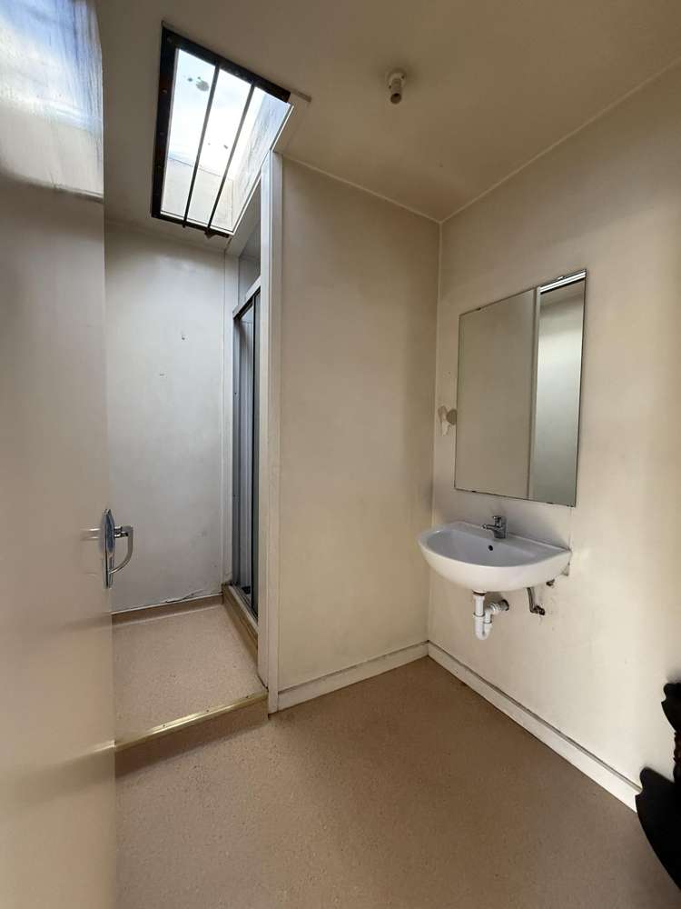 Shop 1/5 Memorial Avenue Fendalton_12