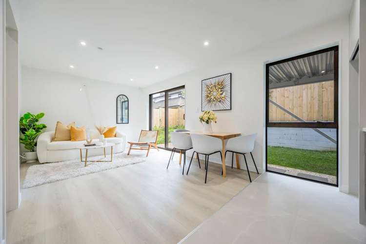 1,2,4/26 Huapai Street One Tree Hill_13