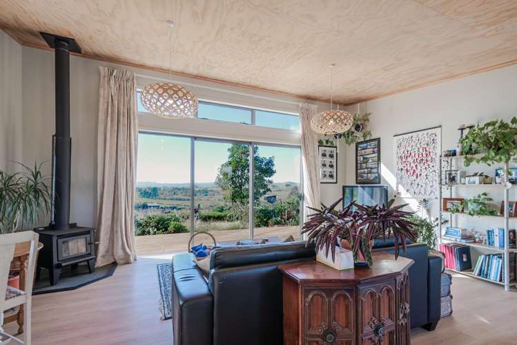 8 Country Lane Waipawa_13