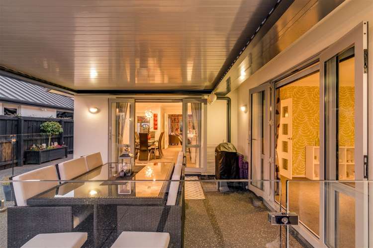 6 Lakebridge Place Parklands_3