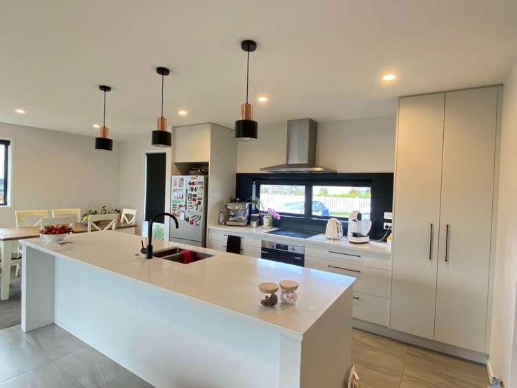 5 Melonette Way Ohauiti_1