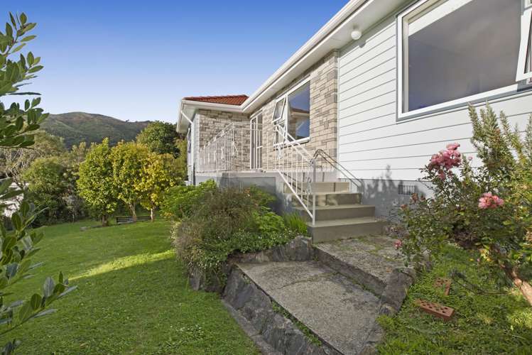 13 Wilmshurst Place Tawa_10