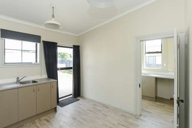 5 Knorp Street Halcombe_4