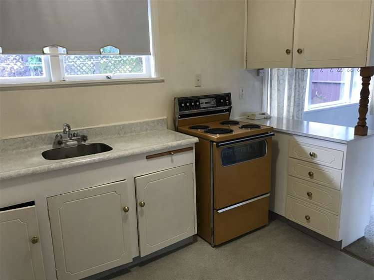 1/11 Sea Spray Drive Bucklands Beach_11