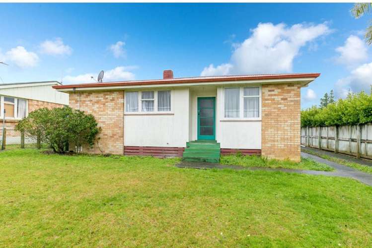 84 Pine Avenue Melville_1