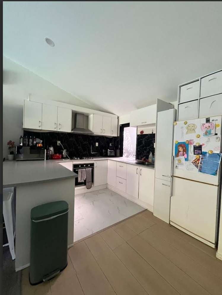 24 Bond Crescent Forrest Hill_7