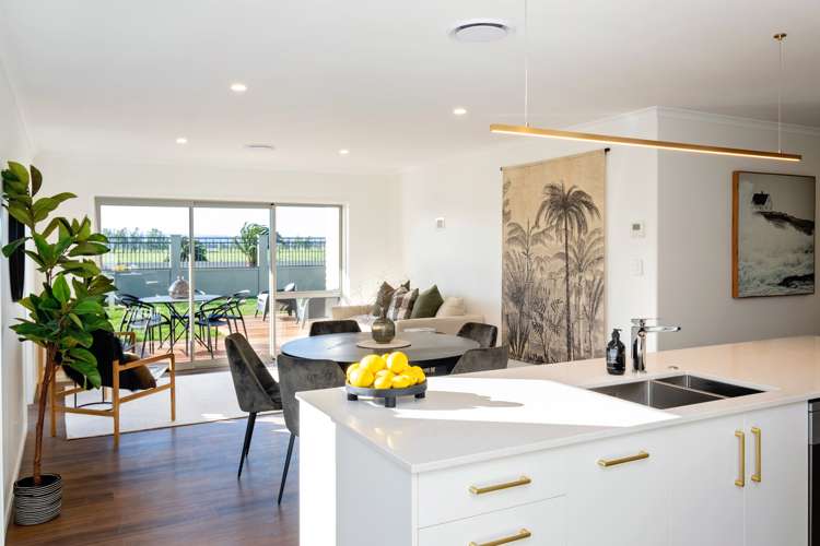 76 Pelorus Avenue Poraiti_9