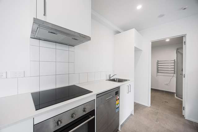 108/28C Eileen Newey Place Henderson_3